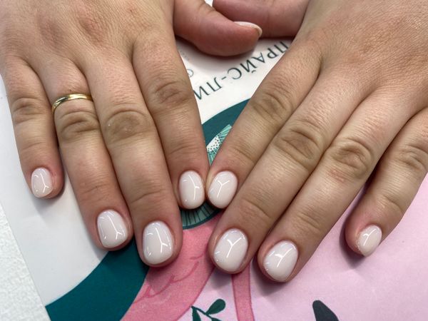 глянцевый, белый, нюд, однотон, Маникюр, на каждый день